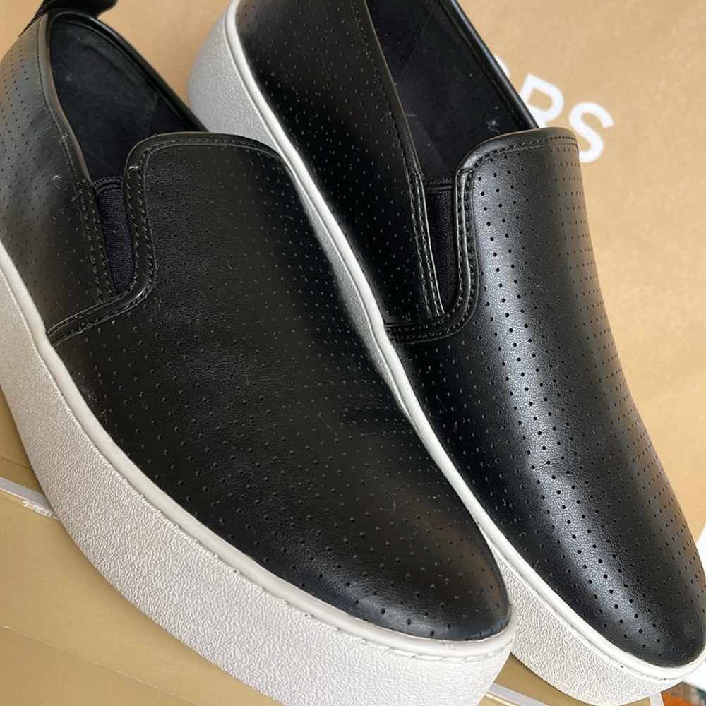 Michael Kors TEDDI SLIP ON NAPPA PU PERFORATED 4959TDFP4L NIB Platforms Sneakers - Picture 7 of 16